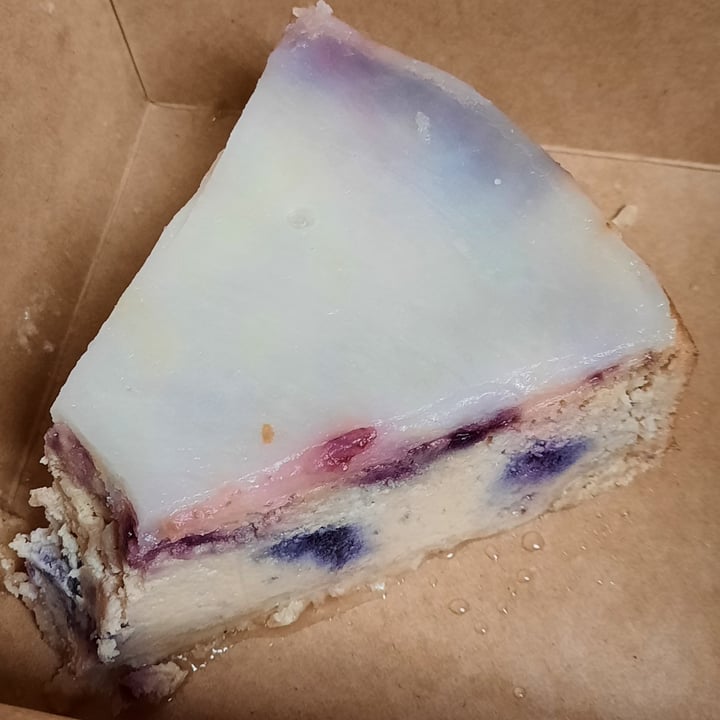 photo of Wisdom Vegan Bakery GF Lemon Blueberry Cheesecake shared by @d0ubledog5 on  30 Apr 2022 - review