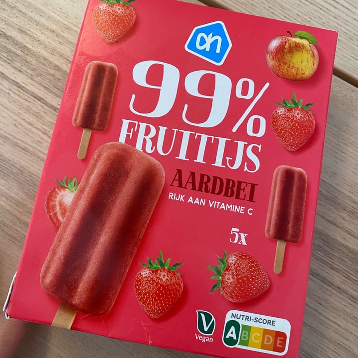 photo of Albert Heijn AH 99% Fruit Ijsje shared by @biabriata on  26 May 2022 - review