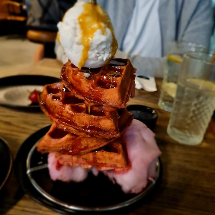 photo of Hudsons, The Burger Joint (Muizenberg) Red Velvet Waffle (vegan) shared by @veganjumjum on  28 Feb 2021 - review