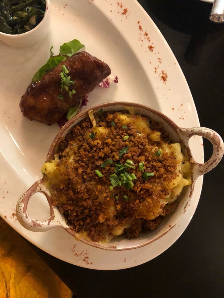 review photo of Unity Diner Epic Mac & Cheese shared by @poisedwithplants on 15 Feb 2019 - review