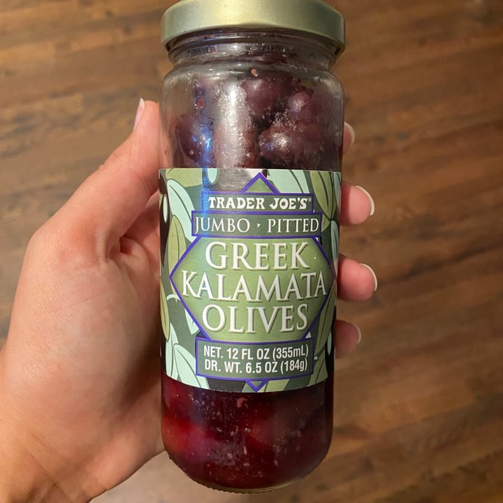 photo of Trader Joe's Jumbo Greek Kalamata Olives shared by @crandazzo on  26 Jul 2021 - review