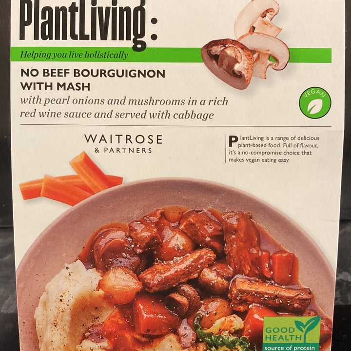 review photo of Plant Living no beef bourguignon with mash shared by @bethanwithers on 31 Oct 2022 - review