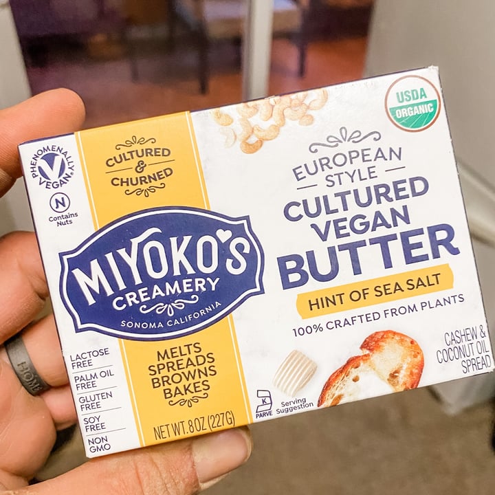 photo of Miyoko's Creamery European Style Cultured Vegan Butter Hint of Sea Salt shared by @oddmaninn on  15 May 2022 - review