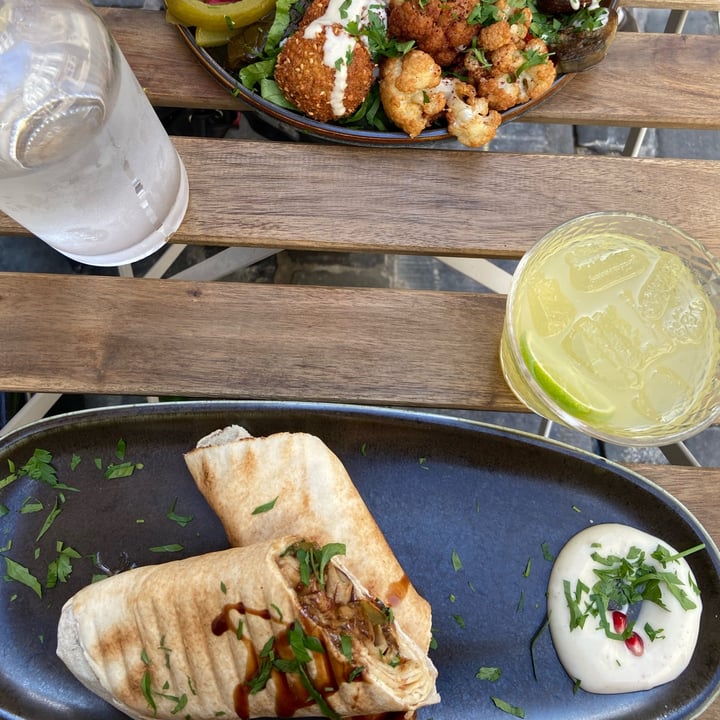 review photo of Baladi Vegan Shawarma Sandwich shared by @parissa on 08 Dec 2021 - review