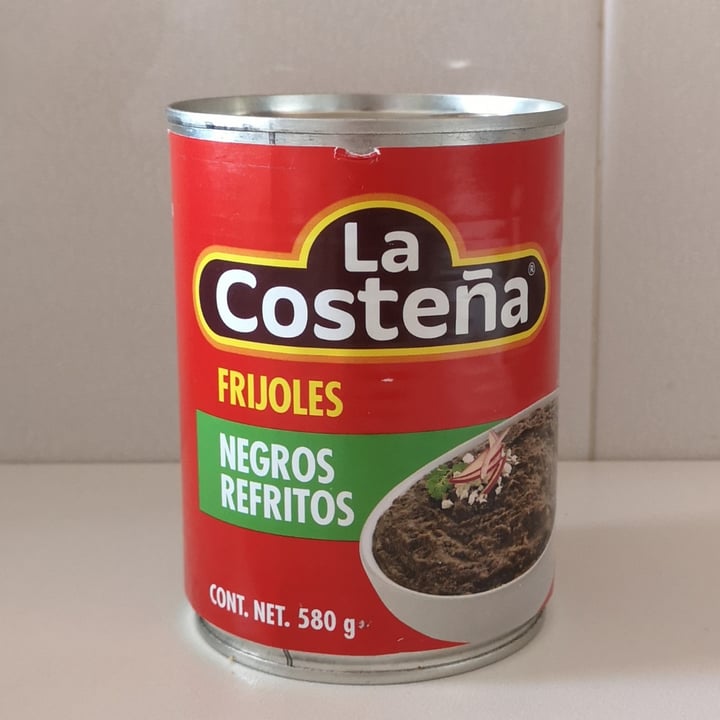 review photo of La Costeña Frijoles negros refritos shared by @coconejito on 12 Jun 2022 - review