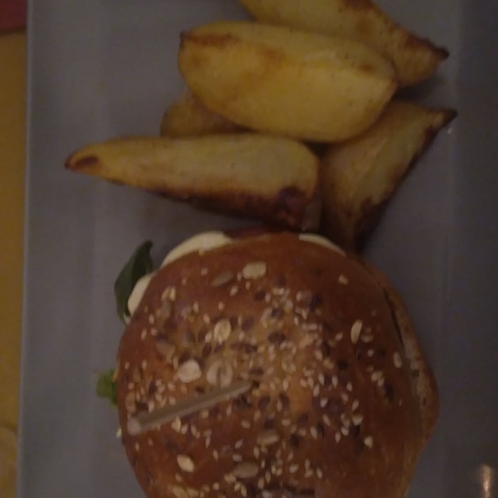 photo of BiFOR Beer Forlì Vegan burger shared by @crilla on  12 Dec 2021 - review