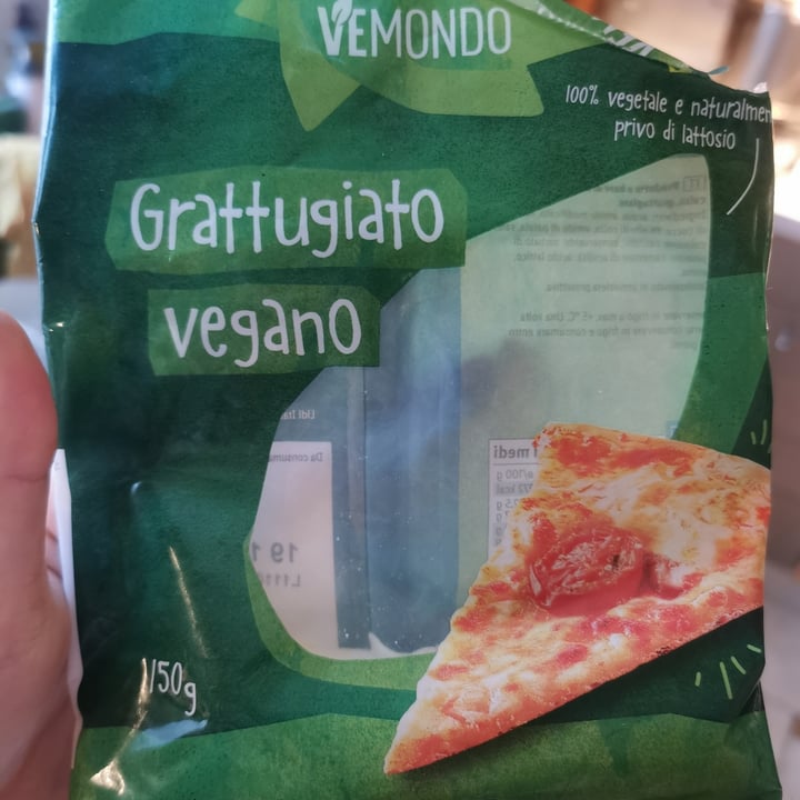 photo of Vemondo Grattugiato Vegano shared by @ellasyoga on  31 Dec 2021 - review