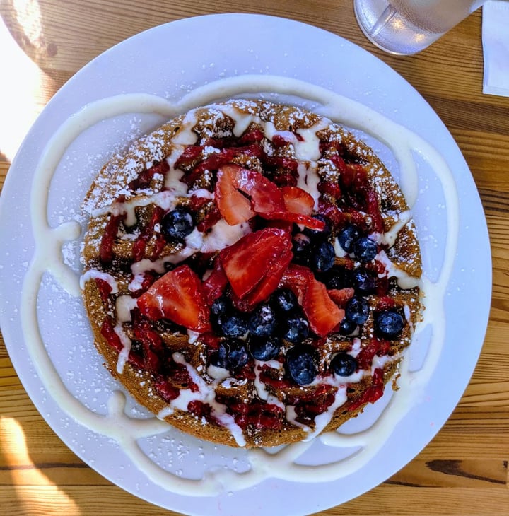 photo of Off The Griddle Berries & Cream Waffle shared by @ckvegan on  17 Jul 2019 - review