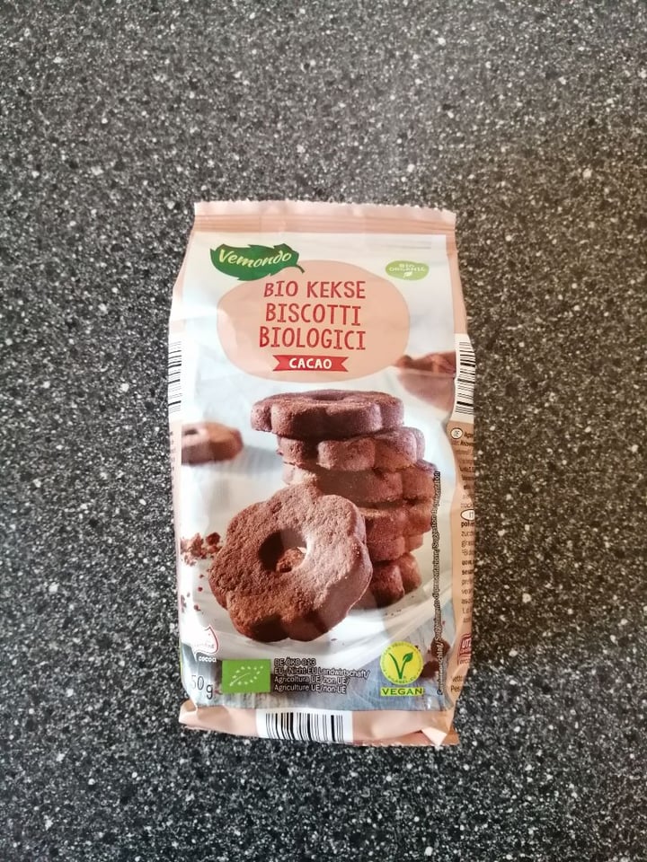 photo of Vemondo Vegan Chocolate Biscuits shared by @anthe on  24 Feb 2020 - review
