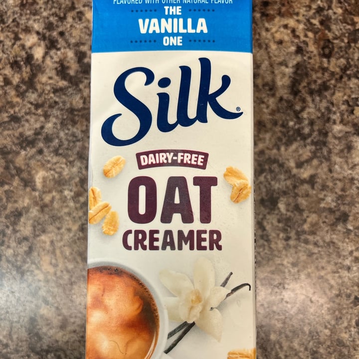 photo of Silk Oat Creamer The Vanilla One shared by @wmoon on  22 Apr 2022 - review