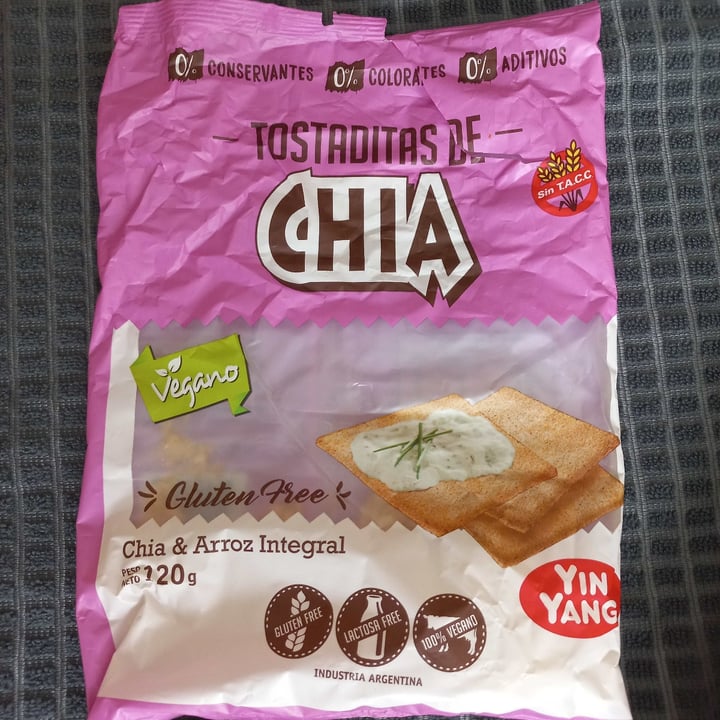 photo of Yin Yang Tostaditas de arroz integral y chia shared by @silvinanoto on  27 Dec 2021 - review
