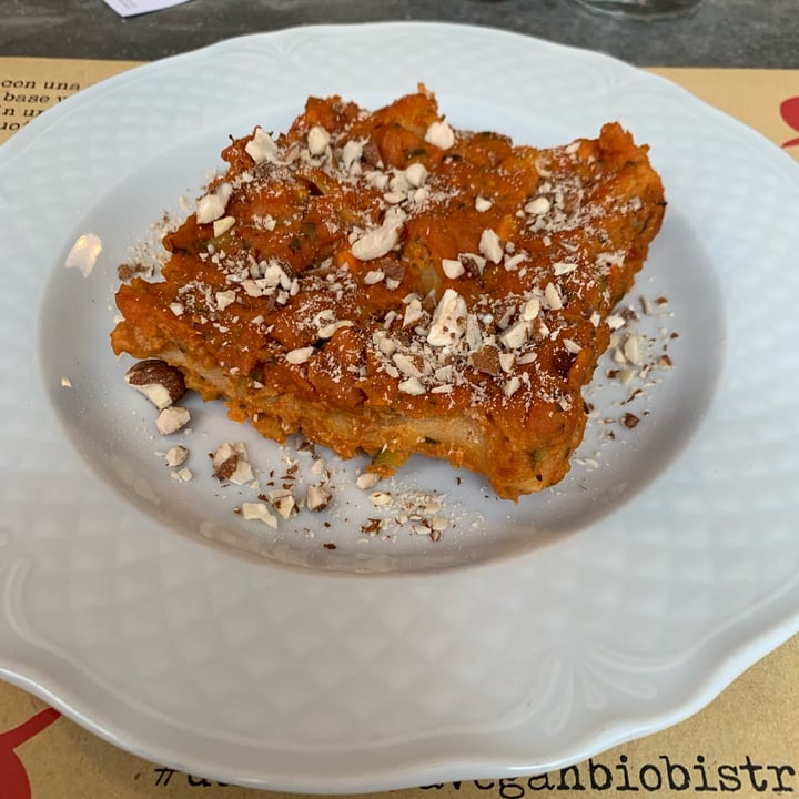 photo of Dulcamara Vegan Bakery & Bistrot Vegan Lasagna shared by @tommasoleoni on  07 Jun 2022 - review