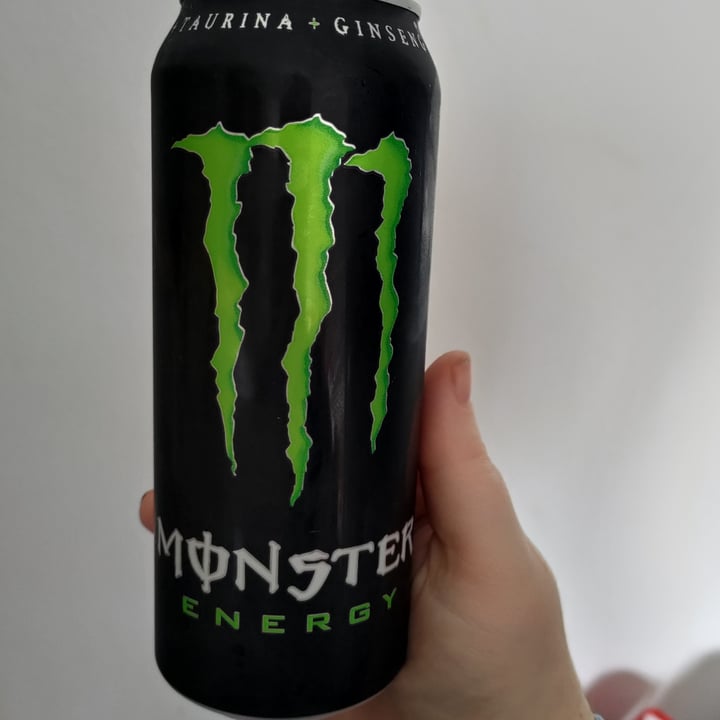 photo of Monster Energy energético shared by @luluvicy on  13 Apr 2022 - review