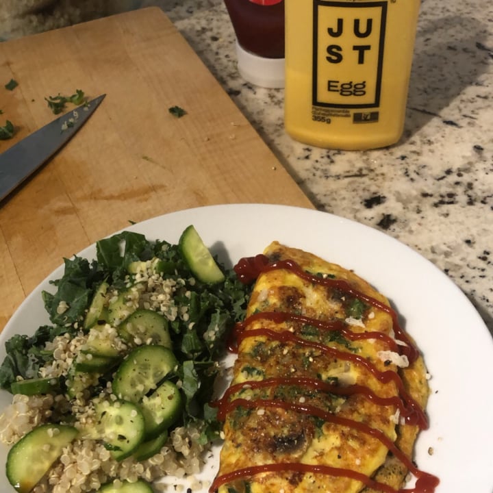 review photo of JUST Egg Plant-Based Scramble shared by @roachhole on 15 Oct 2022 - review