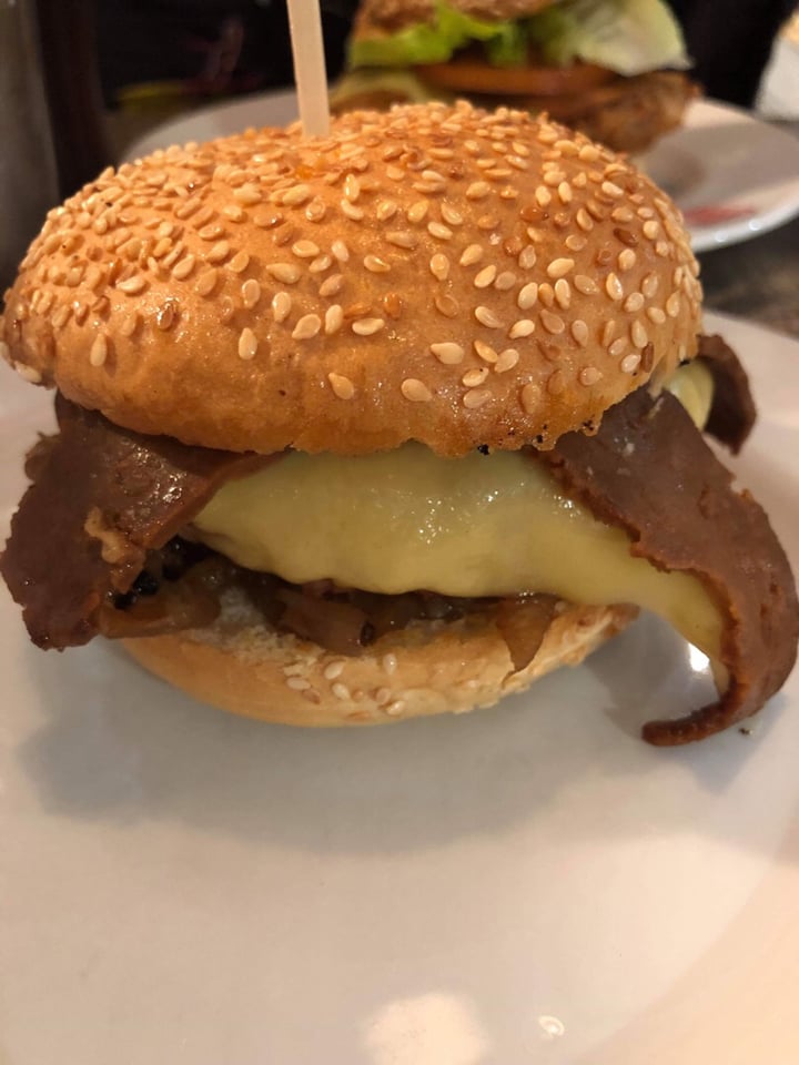 photo of Bread Meats Bread Vegan Cheeseburger shared by @meganlindsay on  29 Dec 2019 - review