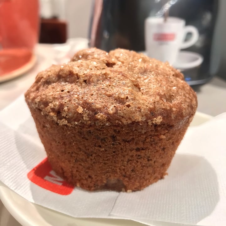 review photo of Pasticceria Marietta Tortino Banana e Noci shared by @papaya on 04 Dec 2022 - review