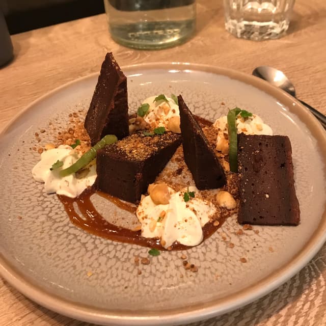 「Fondant Au Chocolat Crème Et Marron」の料理の写真