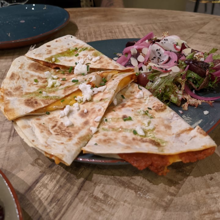 review photo of Velada Quesadilla Barbacoa shared by @mfs on 19 Aug 2022 - review