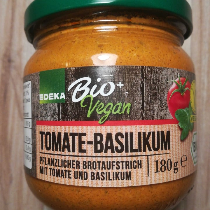 review photo of Edeka Bio Tomate Basilikum Aufstrich shared by @coffeestudies on 03 May 2020 - review