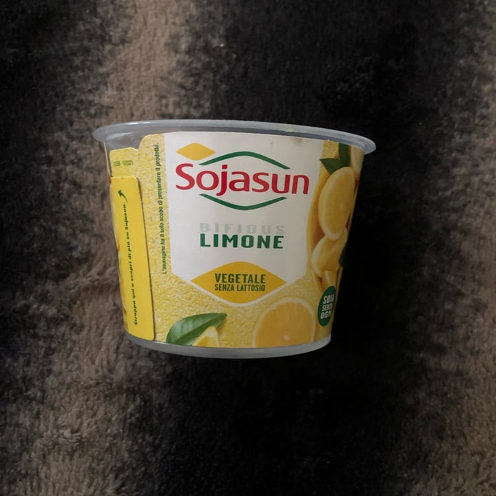 review photo of Sojasun Bifidus Yogurt al Limone shared by @diddikong98 on 22 Jun 2022 - review