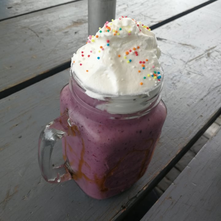 photo of Oh My Soul Cafe Sassy Strawberry Shake shared by @yuyubunny on  25 Mar 2021 - review