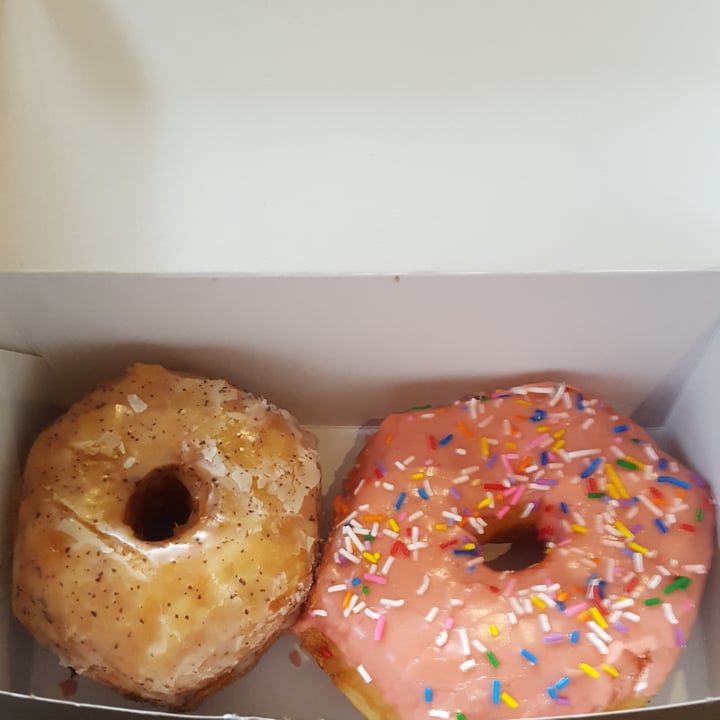 photo of MACHINO DONUTS Mix Box shared by @n8r on  08 Oct 2021 - review