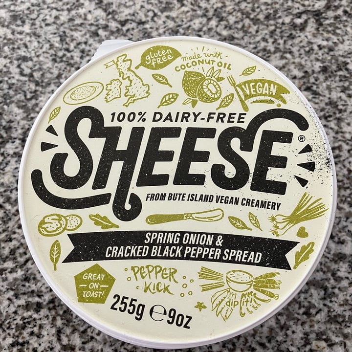 photo of Sheese Sheese Spring Onion & Cracked Black Pepper Spread shared by @enriquegg on  14 Jun 2022 - review