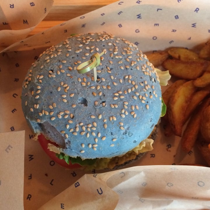 photo of Flower Burger Ocean burger shared by @al25 on  30 Sep 2021 - review
