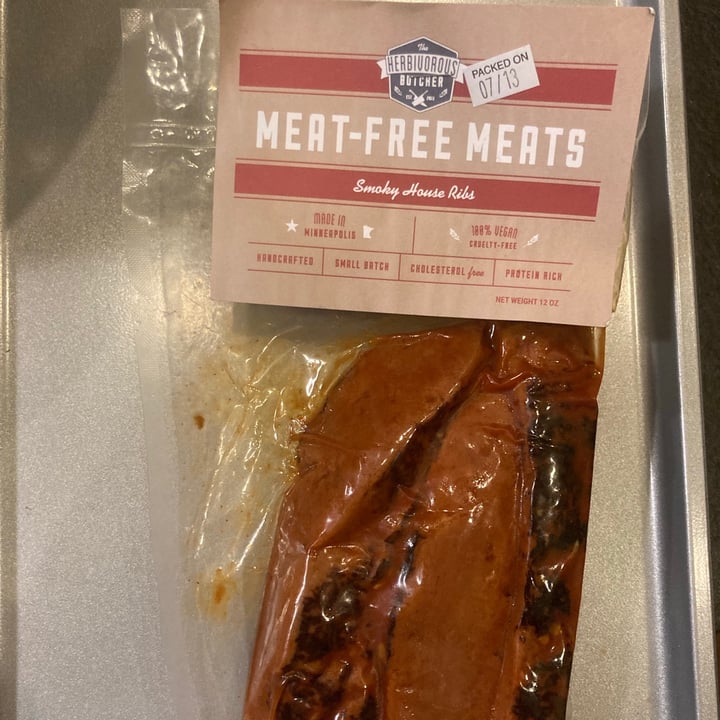 photo of The Herbivorous Butcher Smoky House Ribs shared by @uninterestingvegan on  08 Sep 2021 - review