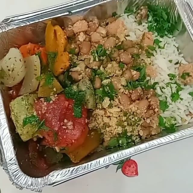 Photo of the dish “Farofa De Feijão E Vegetais Da Época”