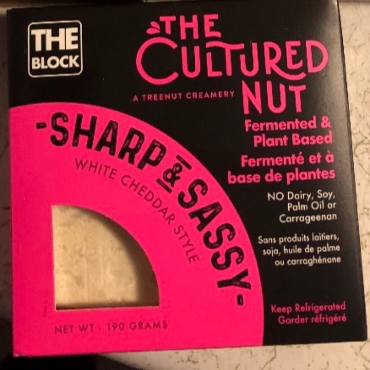 photo of The Cultured Nut Cultured Nut - Sharp and Sassy (Sharp Cheddar Style) shared by @snoooz on  03 Jun 2021 - review