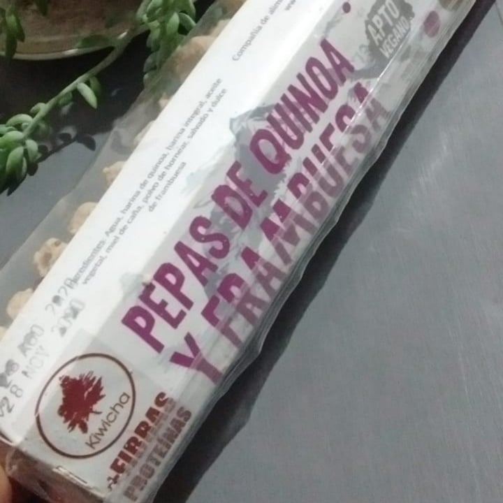 photo of Kiwicha Pepas de Quinoa y Frambuesa shared by @brendaelianne on  07 Nov 2020 - review