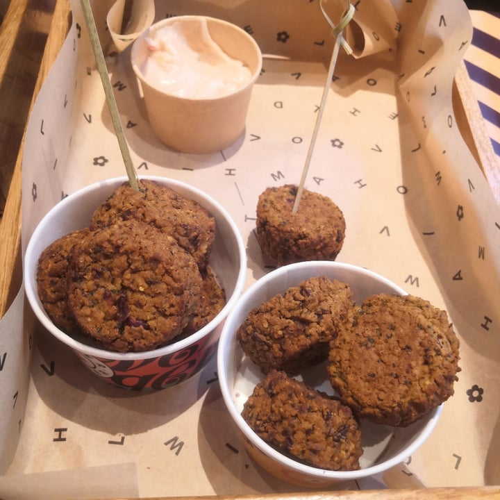 review photo of Flower Burger Flower bombs shared by @lord-of-snob on 05 May 2022 - review