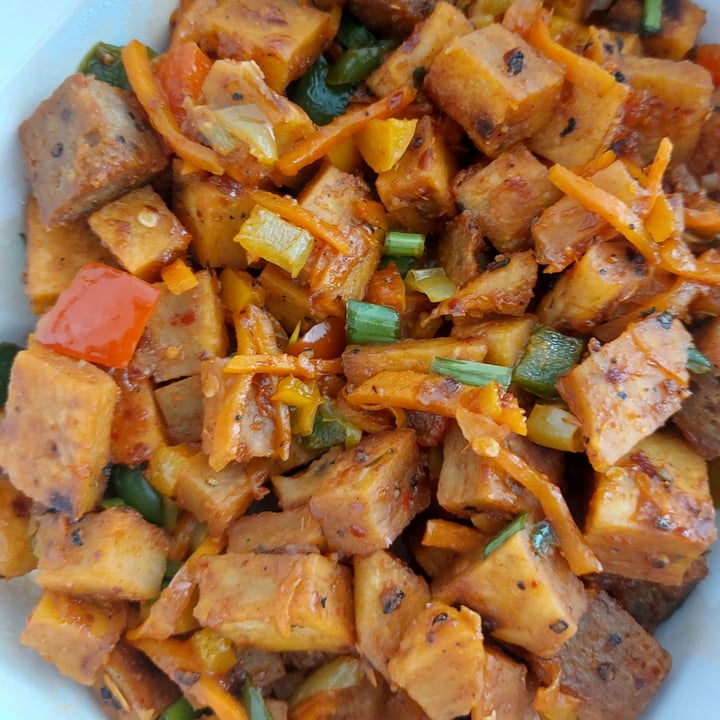 review photo of The Cauldron Pol roti kottu with meatless veg cubes shared by @vegandiaries on 25 Mar 2022 - review