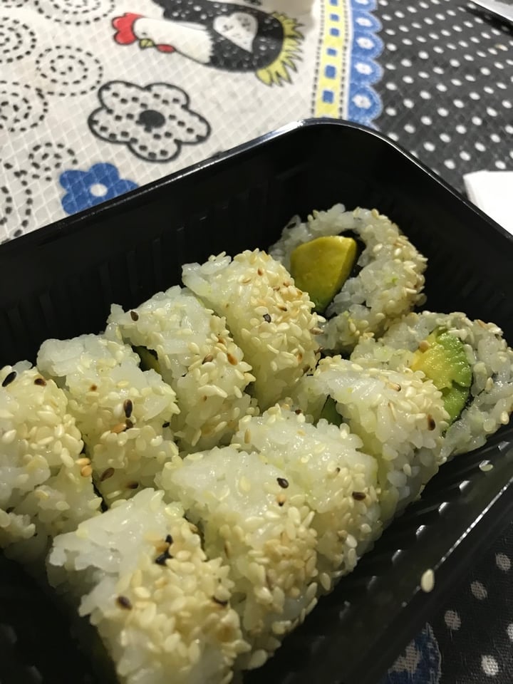 review photo of Fabric Sushi - Castelar Sushi Con Palta shared by @azuldelascasas on 19 Jan 2020 - review