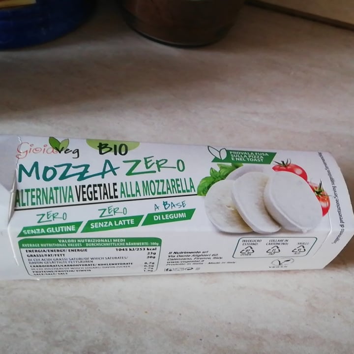 photo of Gioia Veg MozzaZero shared by @yayatheveggie on  24 Apr 2021 - review