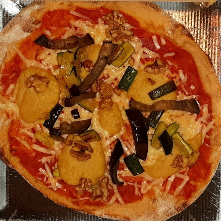 photo of DelEat Veganizza Vegan Medio Oriente shared by @irene80 on  12 Feb 2022 - review
