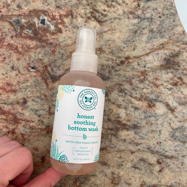 photo of The Honest Company Soothing bottom wash shared by @jessicabenson on  01 Dec 2020 - review