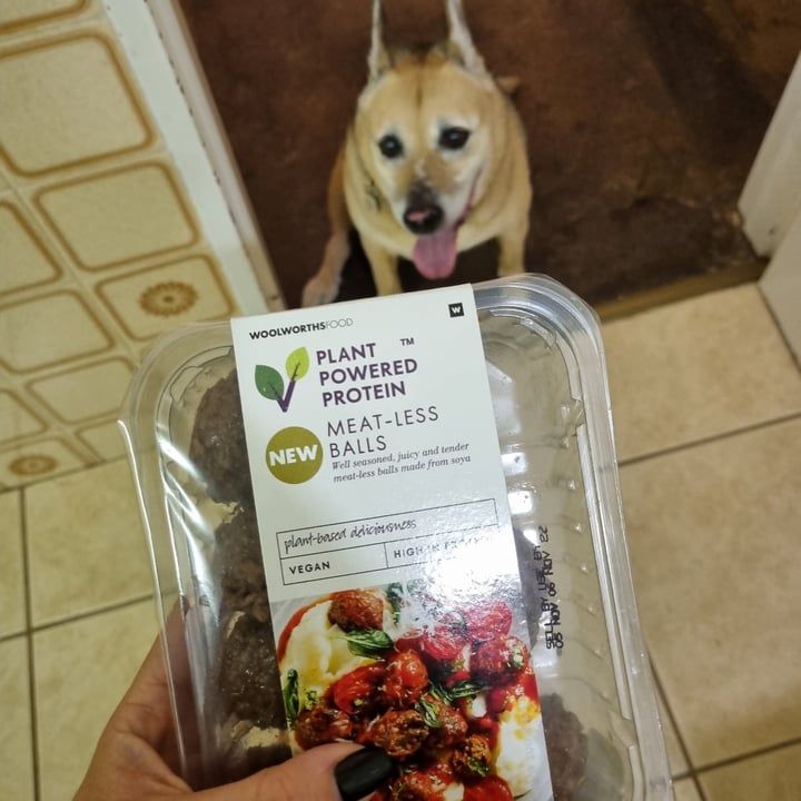 photo of Woolworths Food Meat-less Balls shared by @twohappyrescuemutts on  31 Oct 2022 - review
