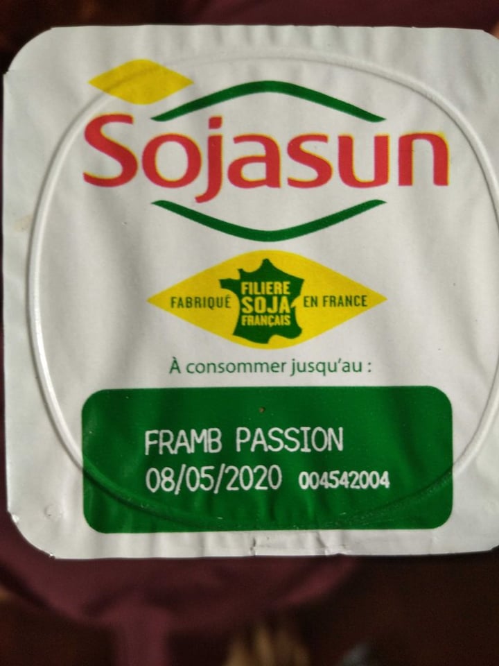 photo of Sojasun Yaourt Framboise-Passion shared by @fayza on  16 Apr 2020 - review