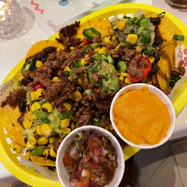 photo of Deer Mama Vegan Mylk & Burger Bar Nachos Bucket shared by @smileypotato on  09 Jun 2022 - review