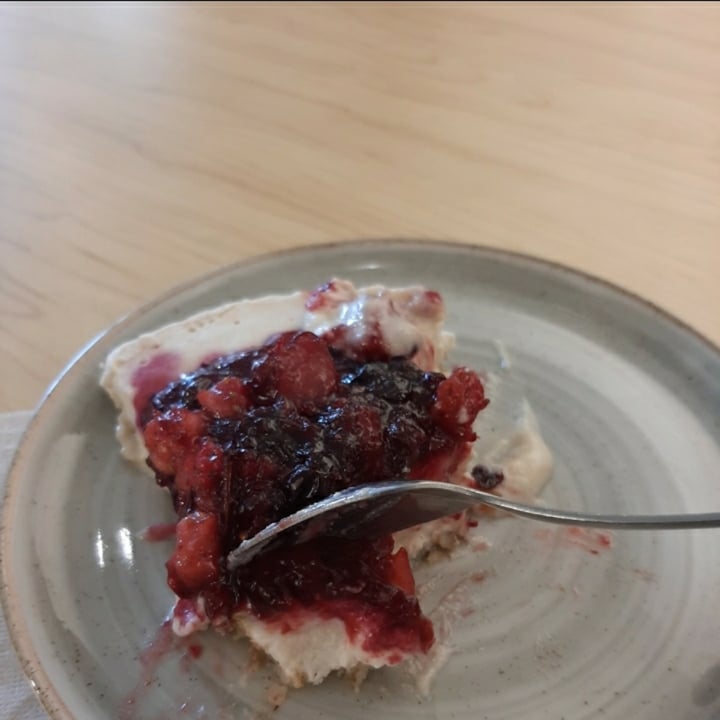 photo of Sharbets Cheesecake De Frutos Rojos shared by @fernanda27 on  09 Oct 2020 - review
