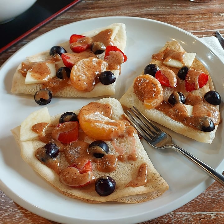 photo of Bodhi Leaf Eatery Almond Butter Fruti Crepes shared by @ica4bontang on  26 Oct 2022 - review