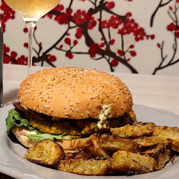review photo of Ristorante La Casina di Alice Burger "non far sapere" shared by @edoardocirri on 14 Feb 2022 - review