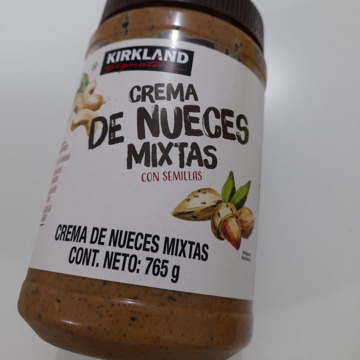 photo of Kirkland Signature Crema de nueces mixtas shared by @omar0505 on  28 Sep 2021 - review