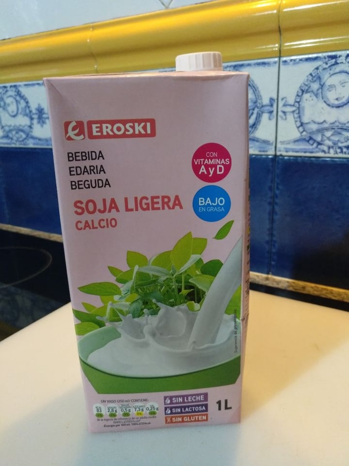 photo of Eroski Bebida de soja shared by @alialunna on  08 Apr 2020 - review