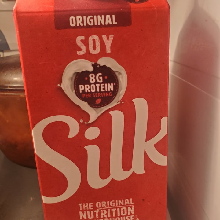 photo of Silk Unsweetened Soy Milk shared by @justdropthetots on  01 Jun 2022 - review