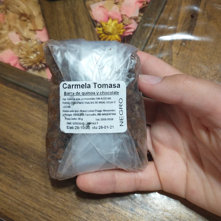 photo of Carmela Tomasa Barra de quinoa con chocolate shared by @camilasm on  17 Dec 2020 - review