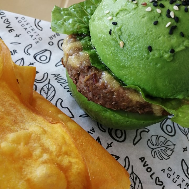 photo of Distrito Aguacate Vegan Burger shared by @monicaqg on  01 Oct 2020 - review