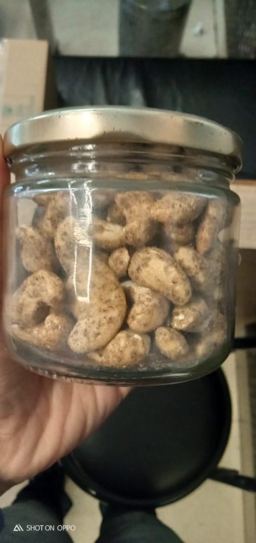 photo of Cafe & Cream Crispy Cashews shared by @justarush on  16 Feb 2020 - review